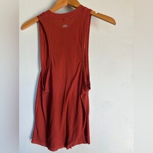 ALO Yoga Ribbed Tank Top in Rust Red